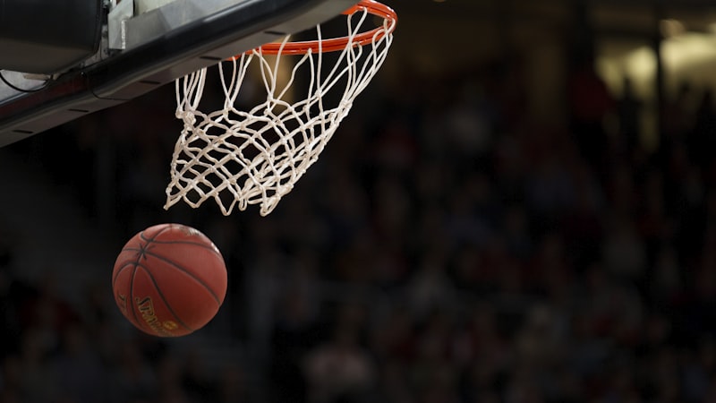 NBA篮球季后赛精彩对决直播